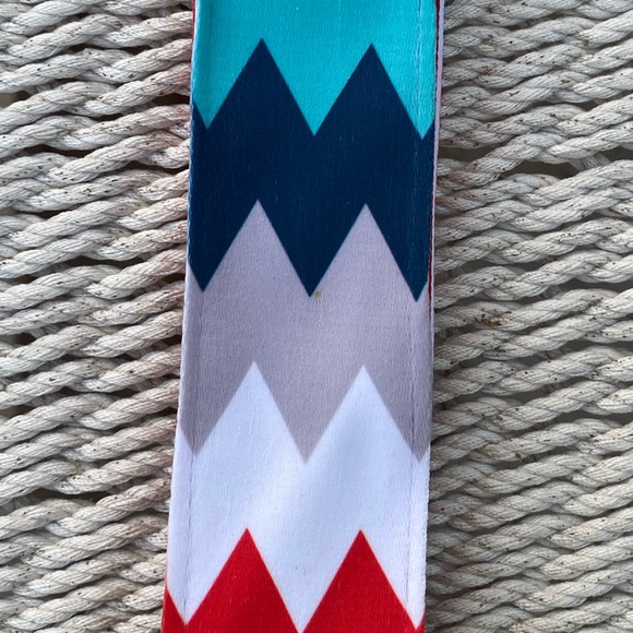 NWT Sweaty Bands Headband - Picture 2 of 10